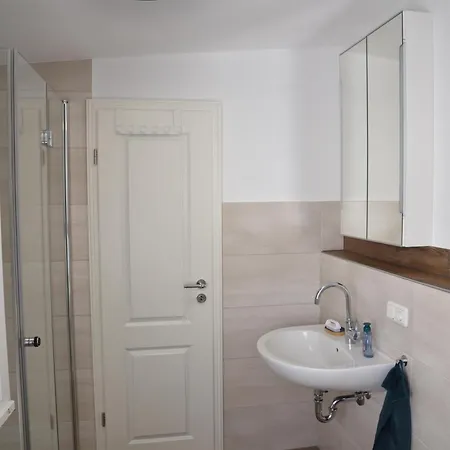 Дом отдыха Ferienhaus Bi Frie Und Bi Rosa Bohl