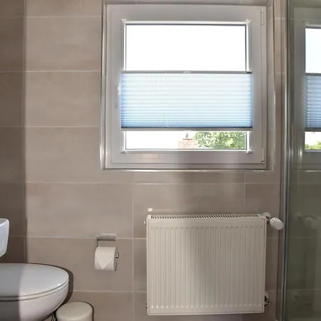 Дом отдыха Ferienhaus Bi Frie Und Bi Rosa *